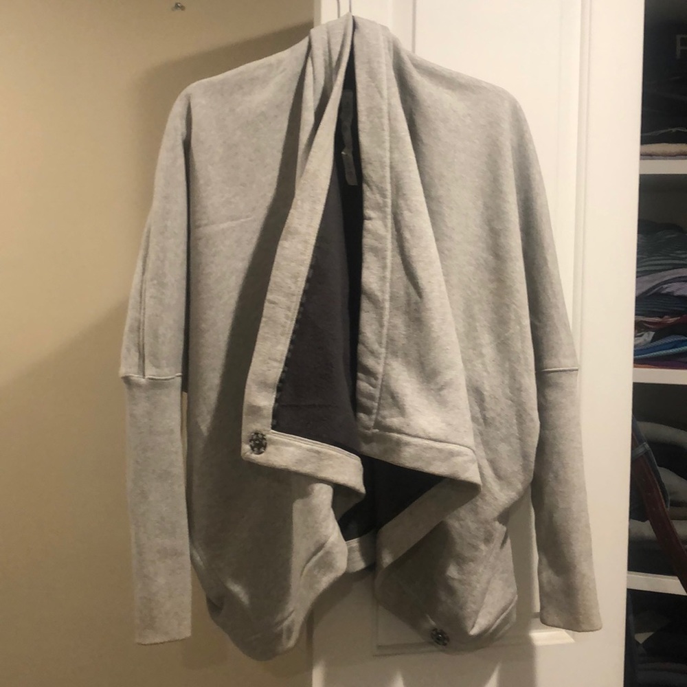Lululemon Sweatshirt Cape/jacket